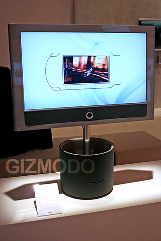 Illustration for article titled Loewe's Design Studio TVs are Absolutely Fan-Bloody-tastic